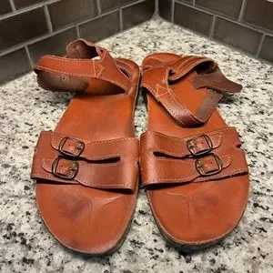 Ferrari men’s sz 46/12 brown leather sandals. EUC!! Ferrari | Shoes | Ferrari Mens Sz 462 Brown Leather Sandals  main image 2